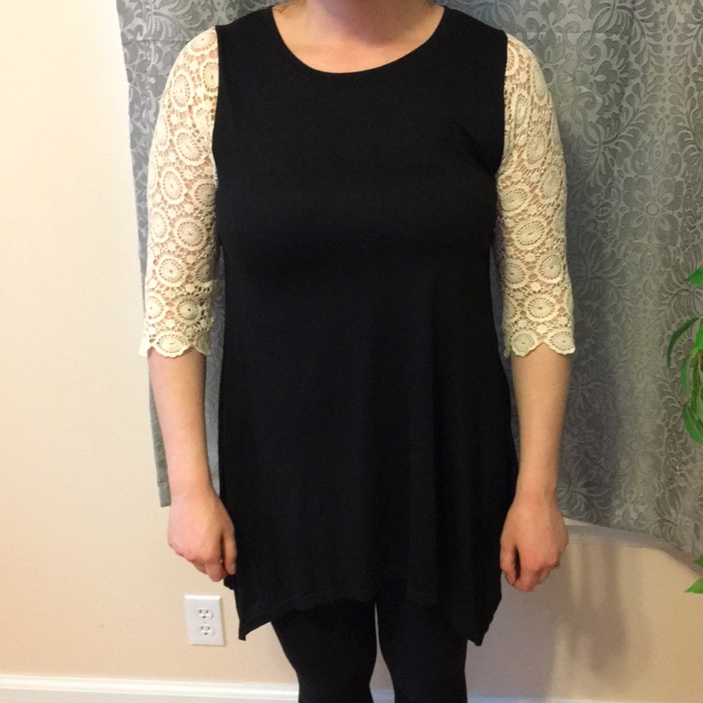 Kori America long black, floral sleeve shirt